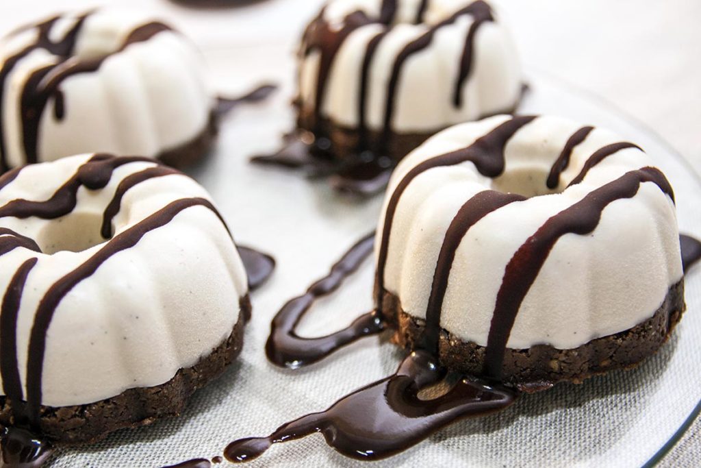 Three Silver Spoons - Raw Vegan Vanilla Chocolate Cheesecake with Brownie Base